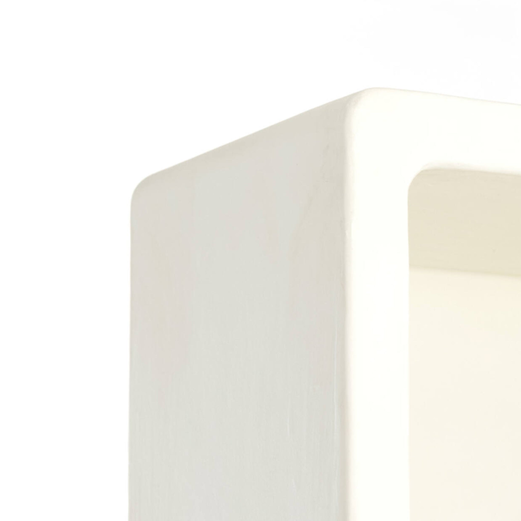 Gabinete Lahua | Yeso color crema y cal | 110 x 35 x 190 cm