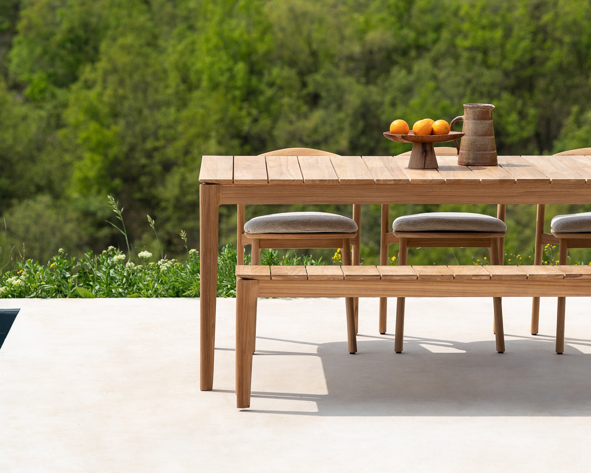 Ethnicraft | Silla de comedor de exterior Bok con cojín | Moca 