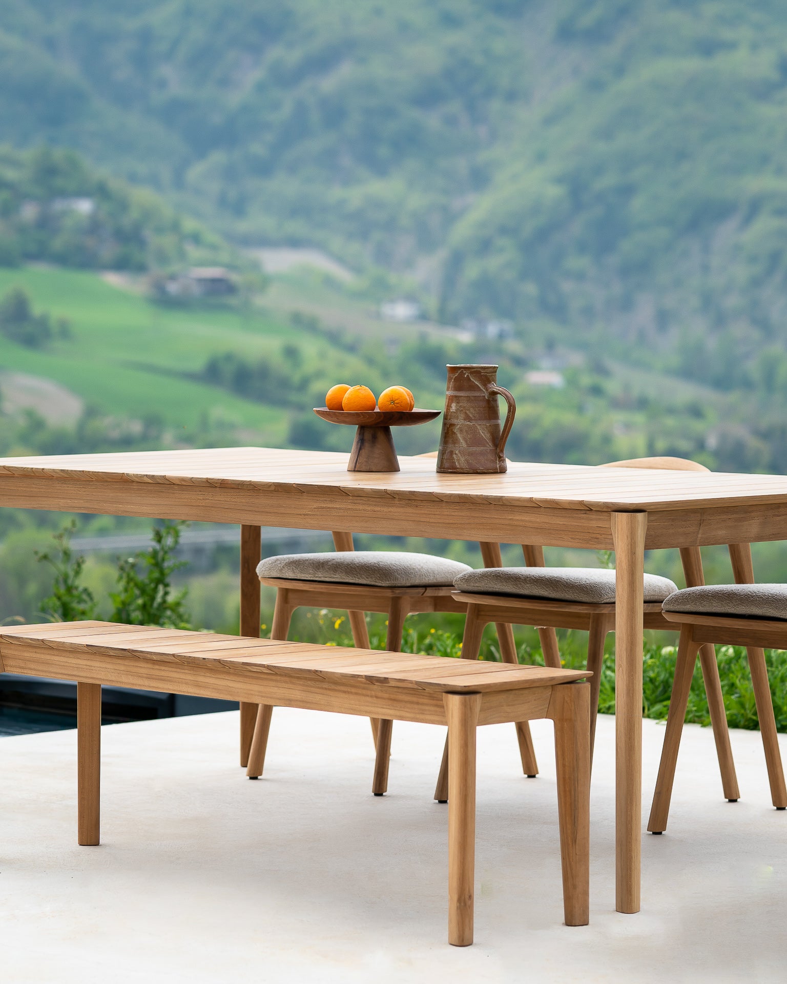 Ethnicraft | Silla de comedor de exterior Bok con cojín | Moca 